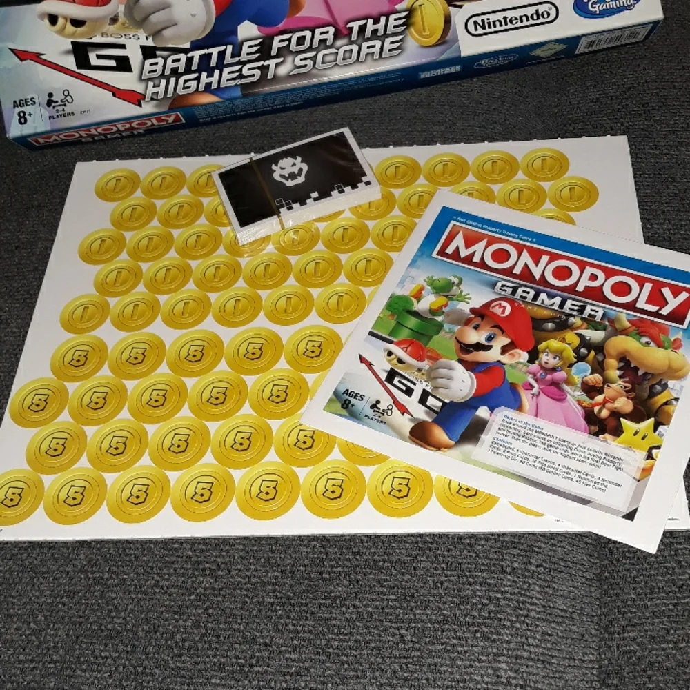 Monopoly Gamer Board Game, excellent condition, pieces new in plastic - Picture 4 of 13